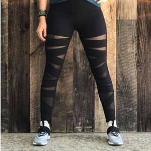 Lululemon Wunder Under Mesh